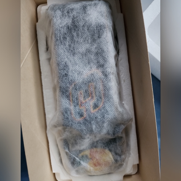 Dale Earnhardt Suburban diecast 1:24 - Picture 7 of 10